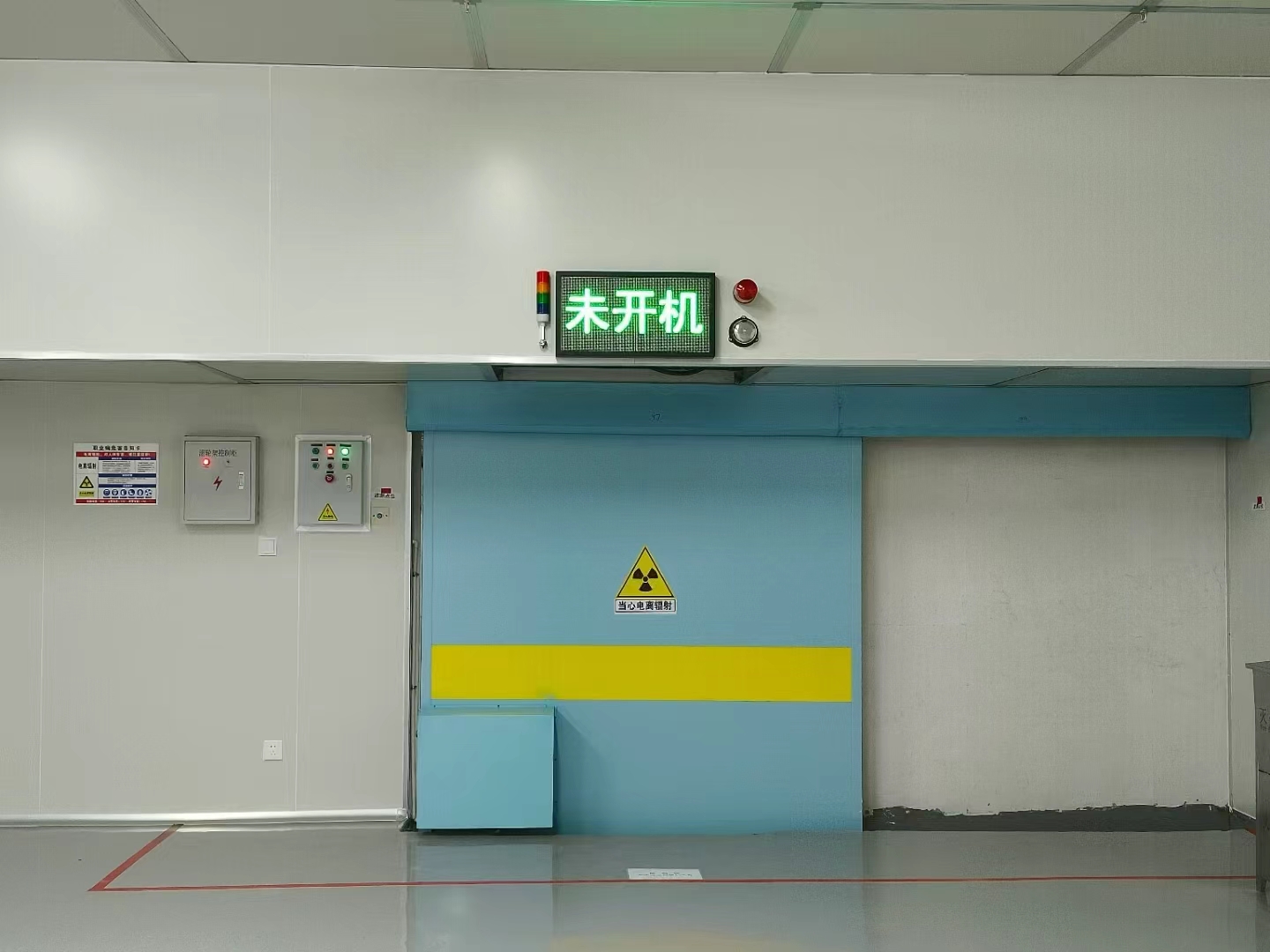 无锡铅门是什么材质